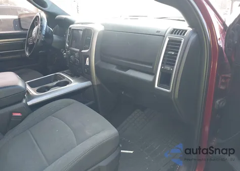 2021 Ram 1500 Classic Slt z USA, uszkodzony, nr VIN 1C6RR7LT2MS504434